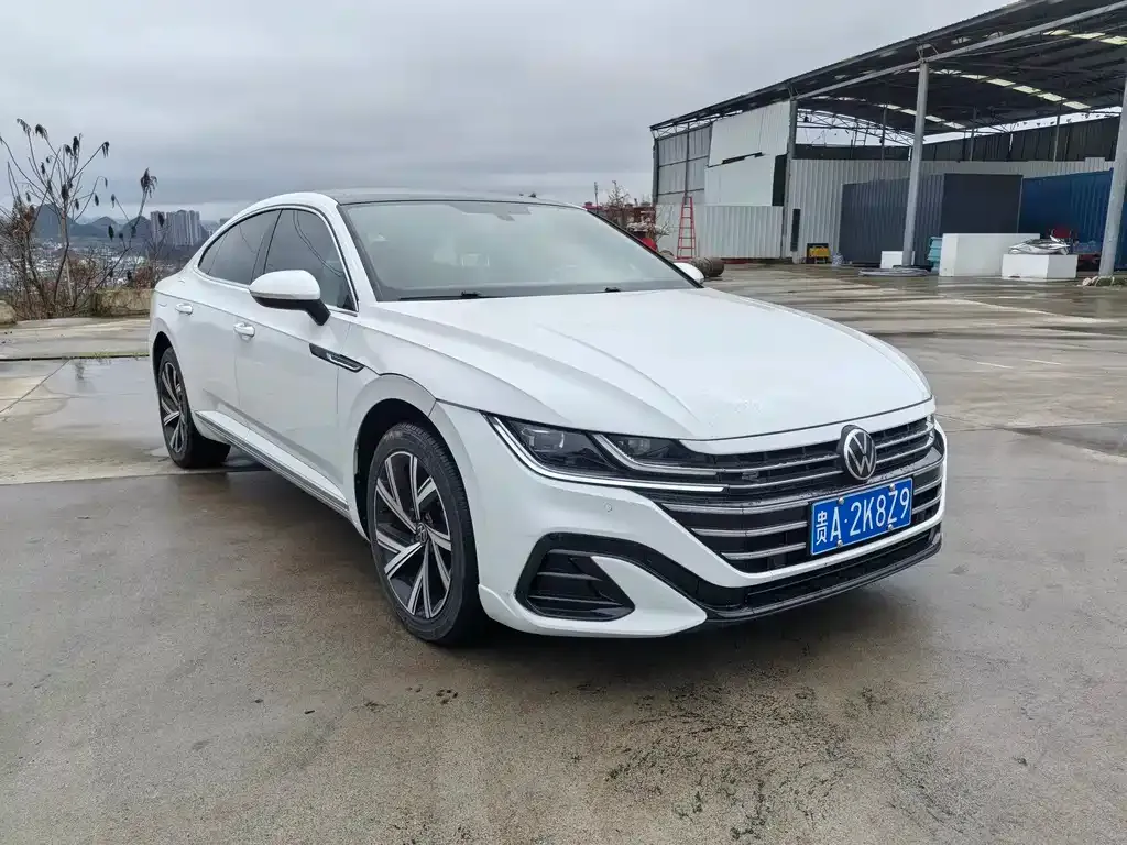 Volkswagen CC 2023 из CN, фото 10