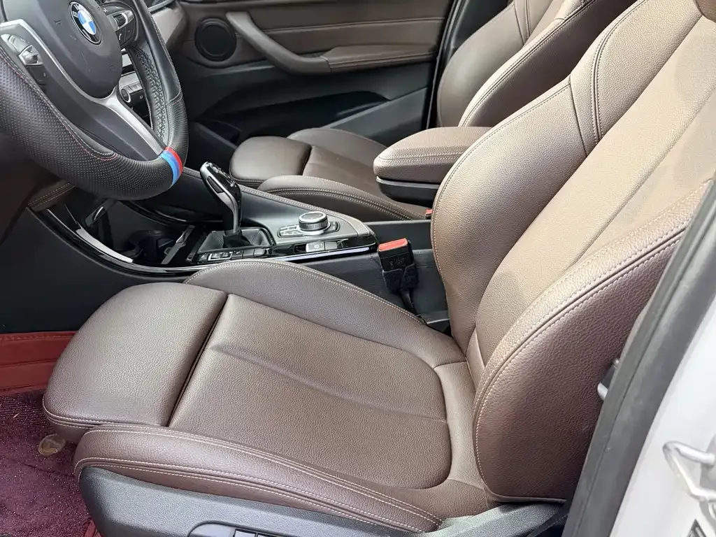 BMW X1 2021 из CN, фото 7