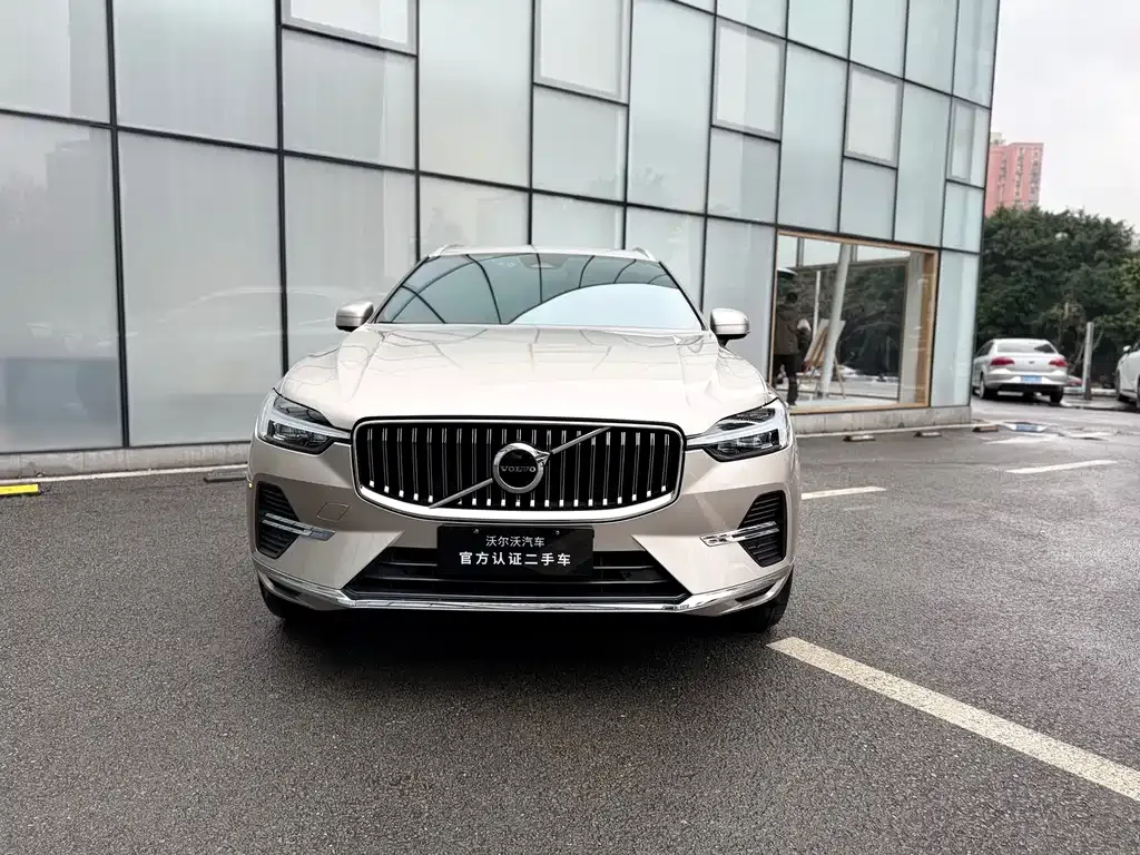 Volvo XC60 — фото 6