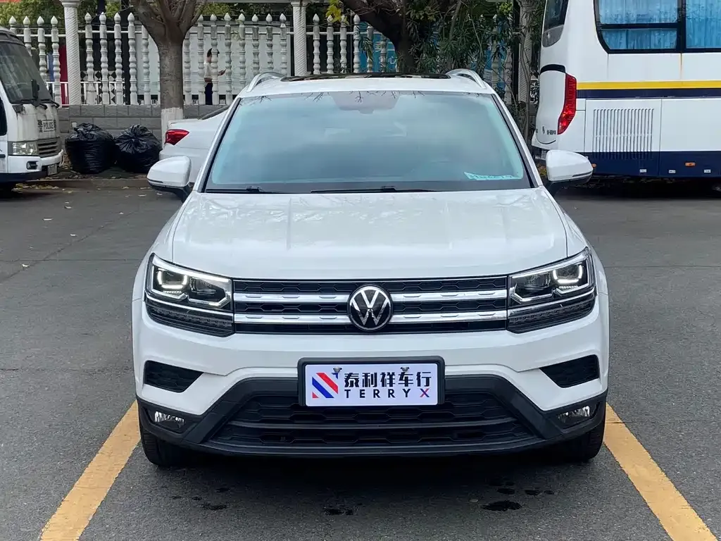 Volkswagen Tharu 2022 из CN, фото 7