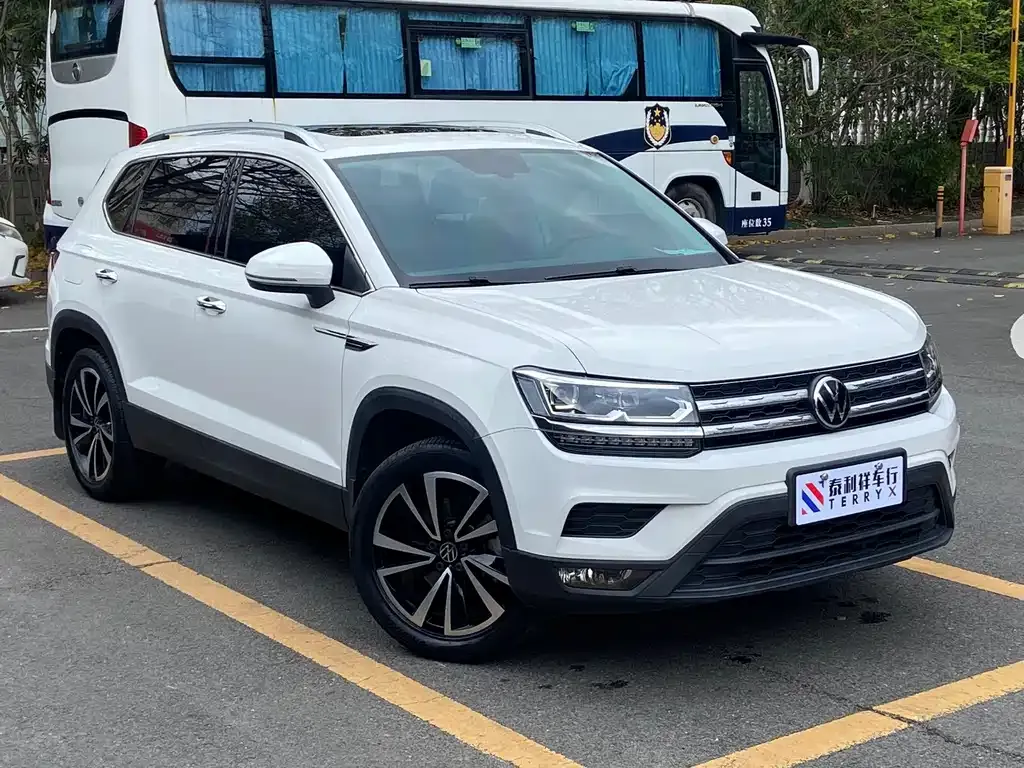 Volkswagen Tharu 2022 из CN, фото 5