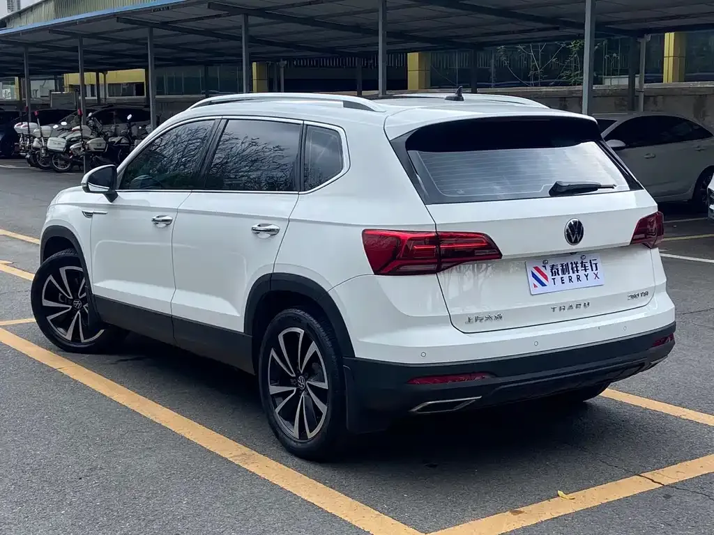 Volkswagen Tharu 2022 из CN, фото 3
