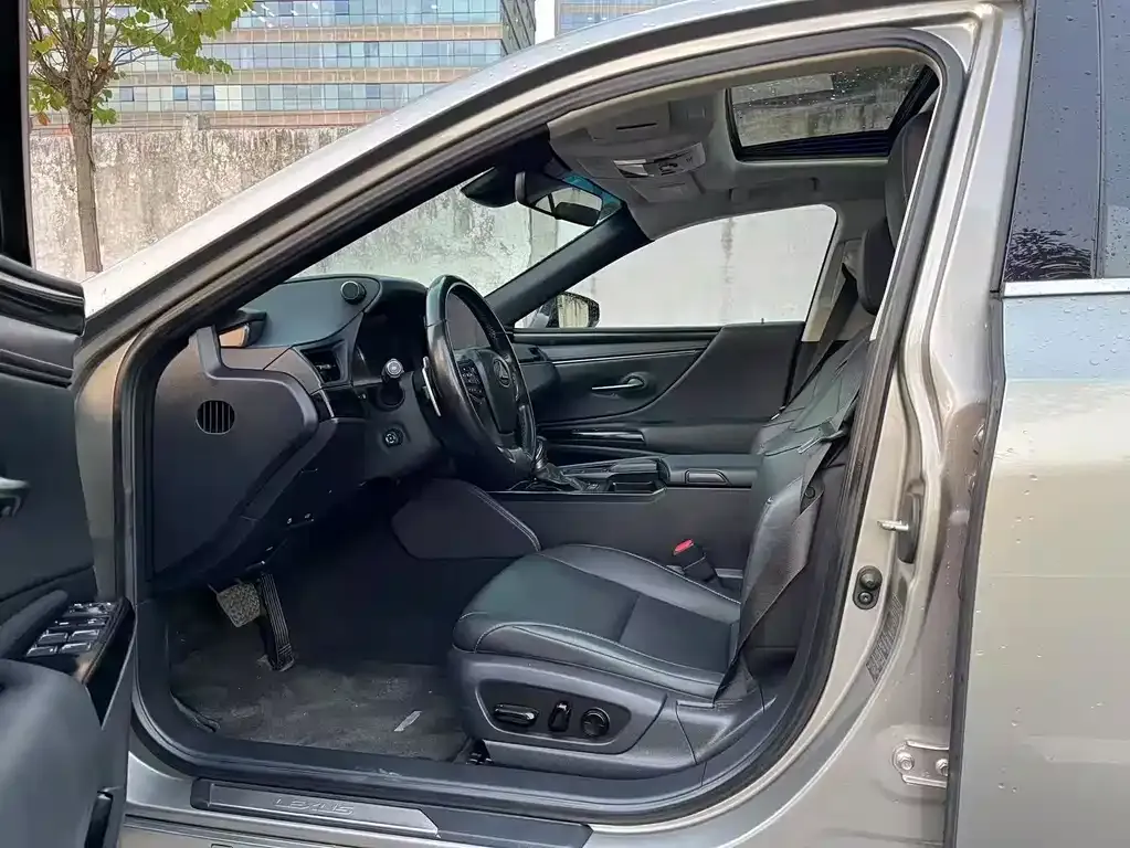 Lexus ES 2022 из CN, фото 3