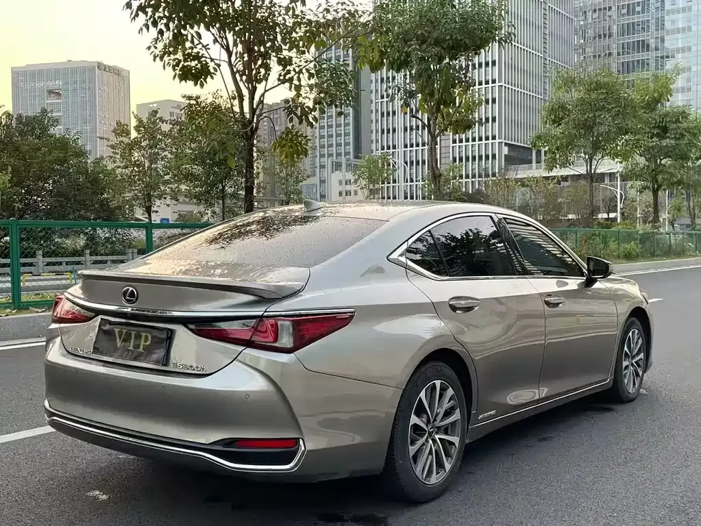 Lexus ES 2022 из CN, фото 5