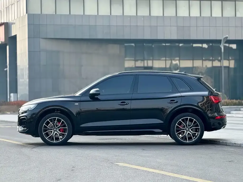 Audi Q5L 2024 из CN, фото 10