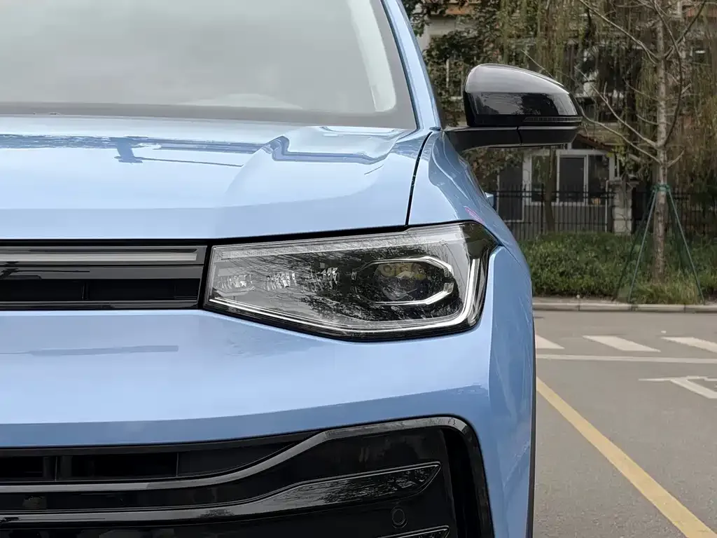 Volkswagen Tharu 2024 из CN, фото 8