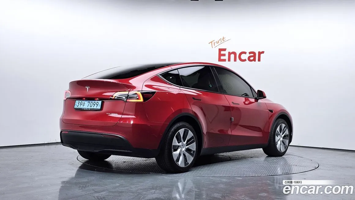 Tesla Model Y 2022 из KR, фото 2