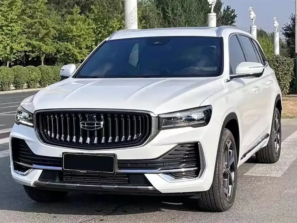 Geely Xingyue L — фото 1