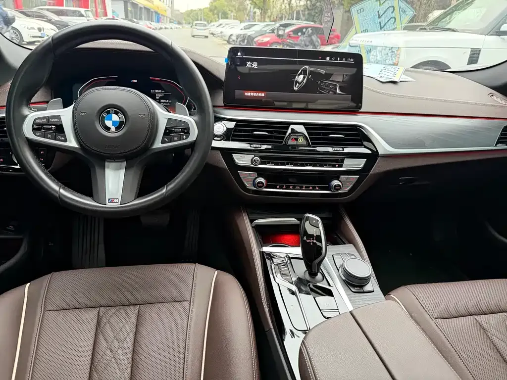 BMW 5 Series — фото 4