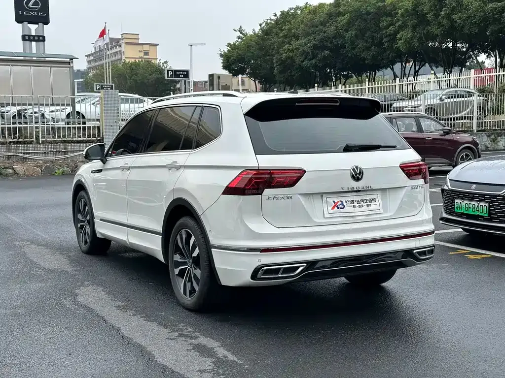 Volkswagen Tiguan L 2022 из CN, фото 8