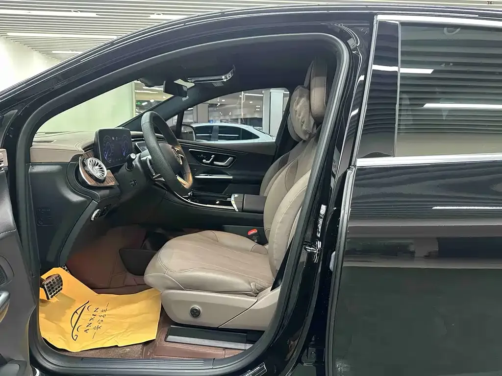 Mercedes-Benz EQE SUV 2024 из CN, фото 10