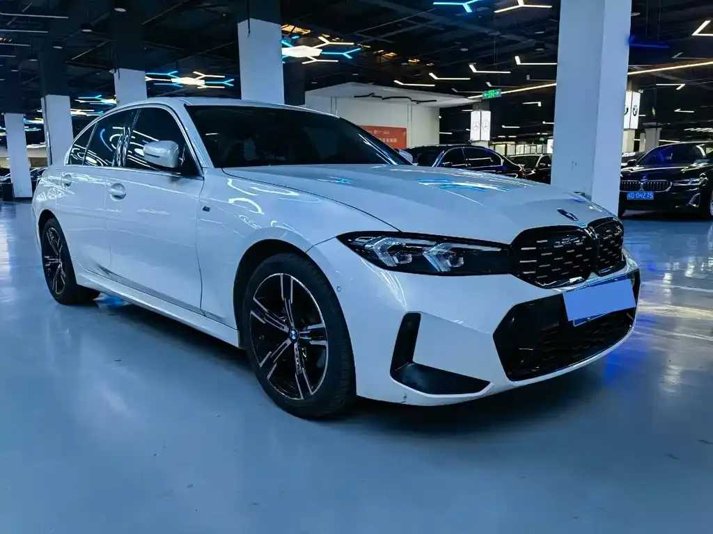 BMW 3 Series 2023 из CN, фото 5