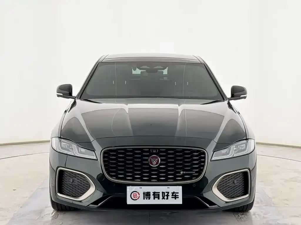 Jaguar XFL — фото 3