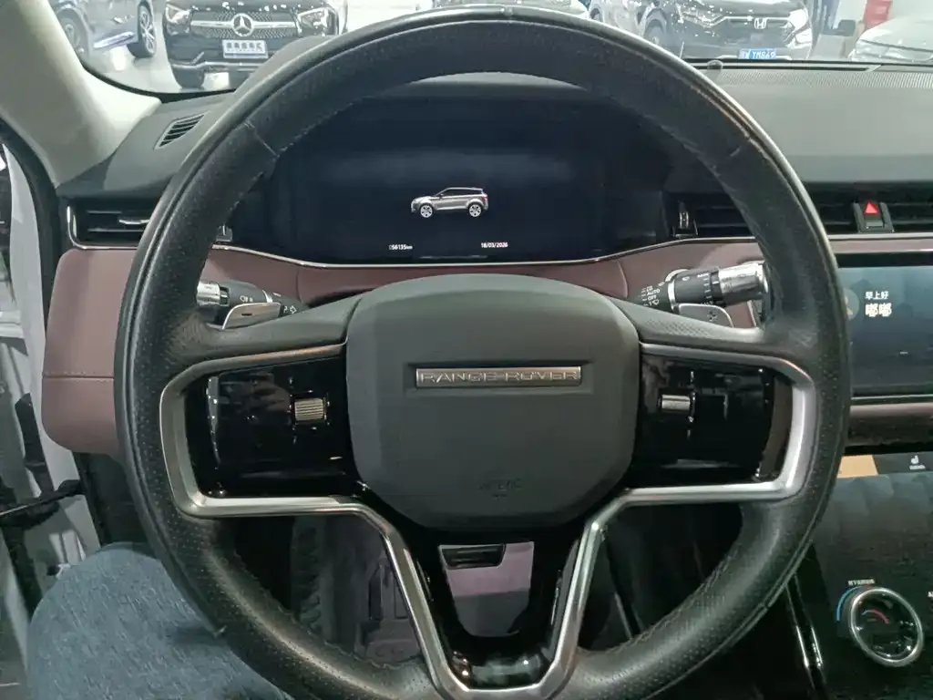 Land Rover Evoque — фото 10