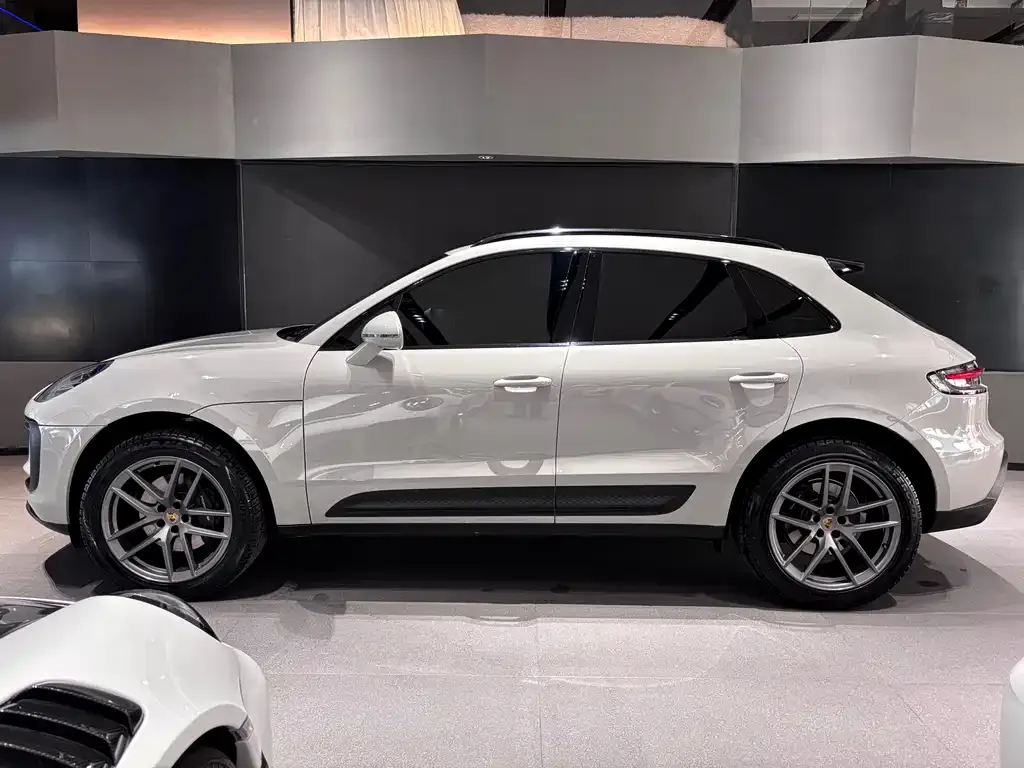 Porsche Macan — фото 6