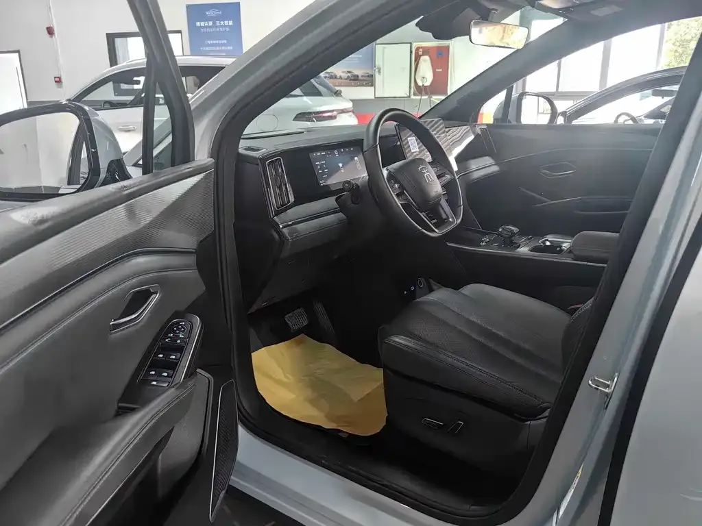 BYD L DM-i 2025 из CN, фото 4