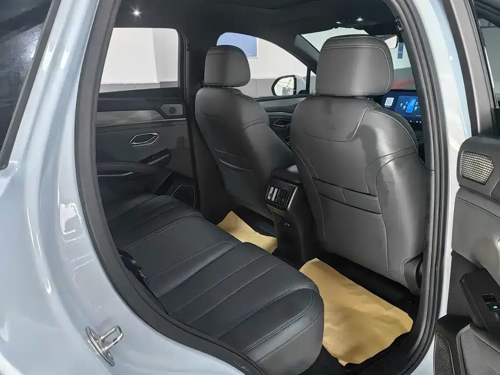BYD L DM-i 2025 из CN, фото 3