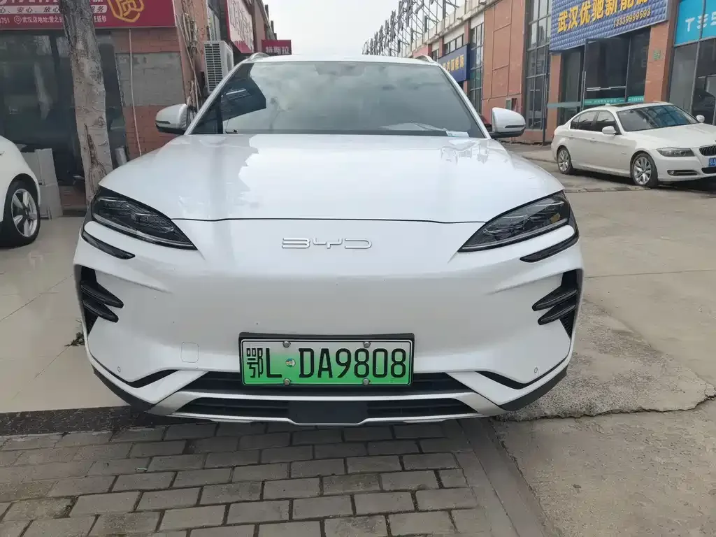BYD PLUS New Energy — фото 6