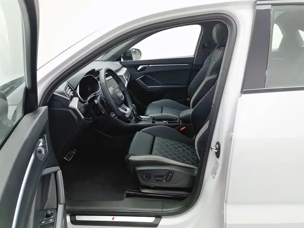 Audi Q3 Sportback 2025 из CN, фото 6