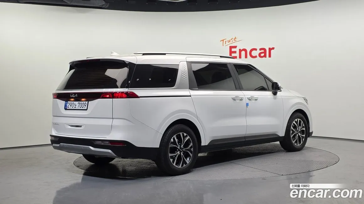 Kia Carnival 2022 из KR, фото 2