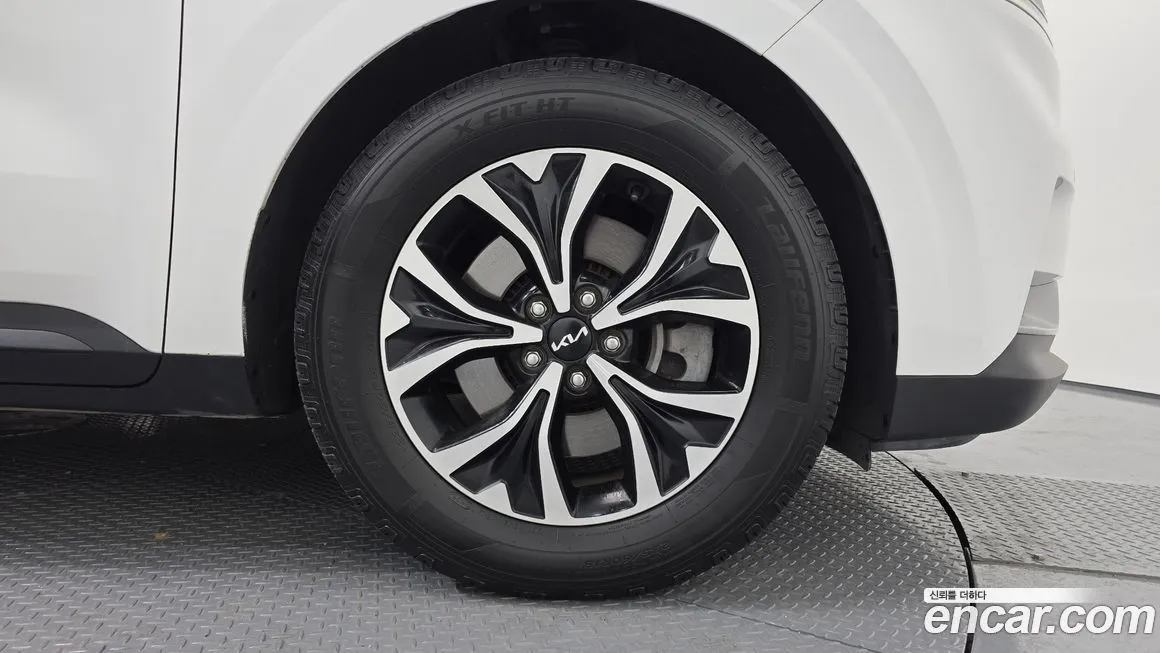Kia Carnival 2022 из KR, фото 9