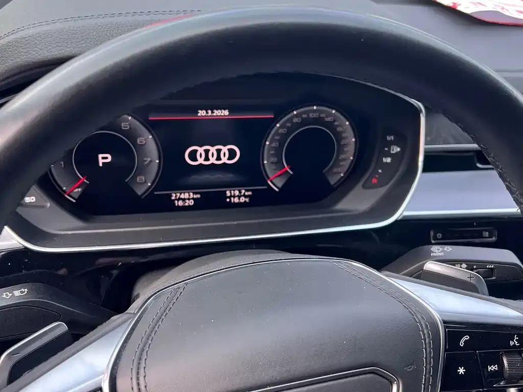 Audi A8 — фото 3