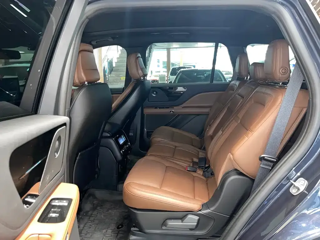 Lincoln Aviator 2022 из CN, фото 3
