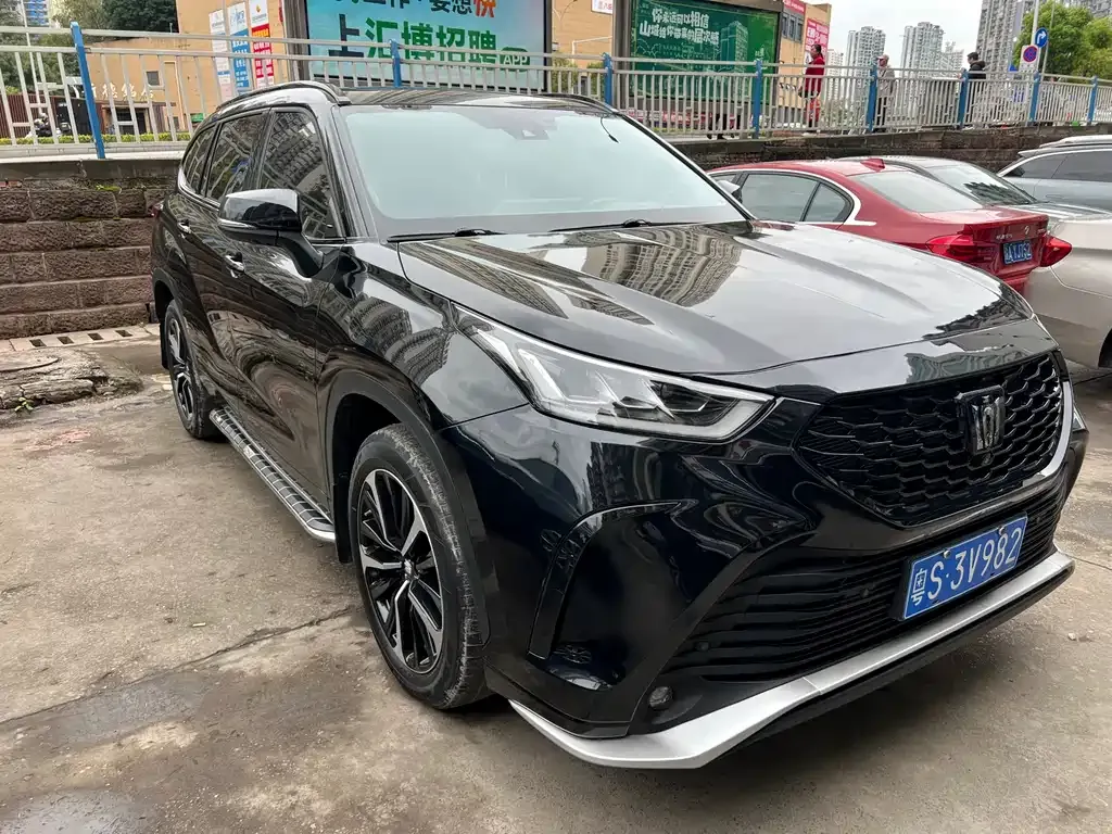 Toyota Crown Kluger 2022 из CN, фото 9