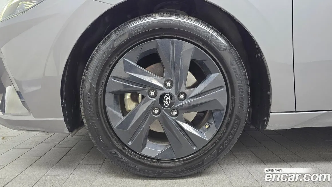 Hyundai AVANTE — фото 8