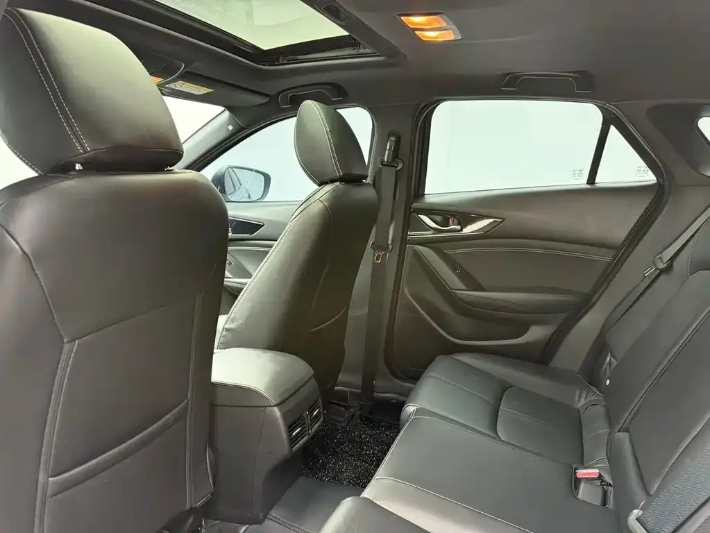 Mazda CX-4 2021 из CN, фото 6
