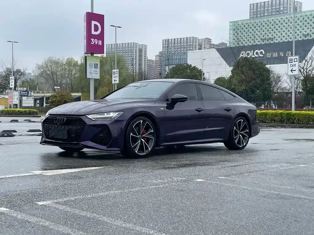 Audi A7 2022 из CN, фото 4