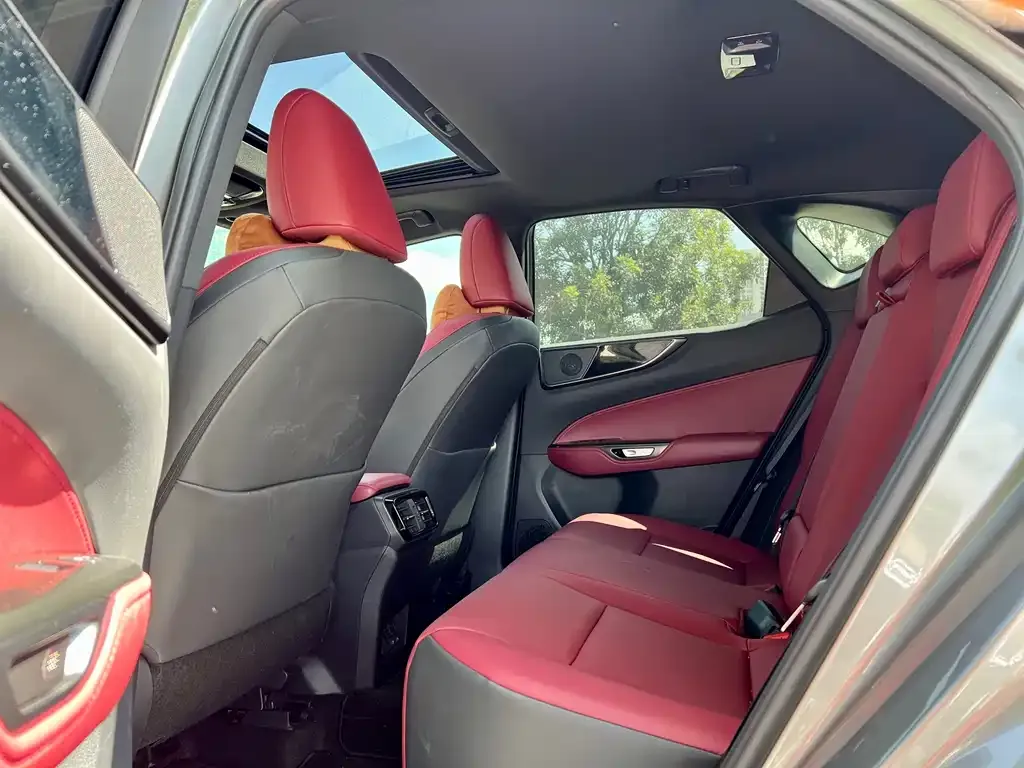 Lexus NX 2026 из CN, фото 3