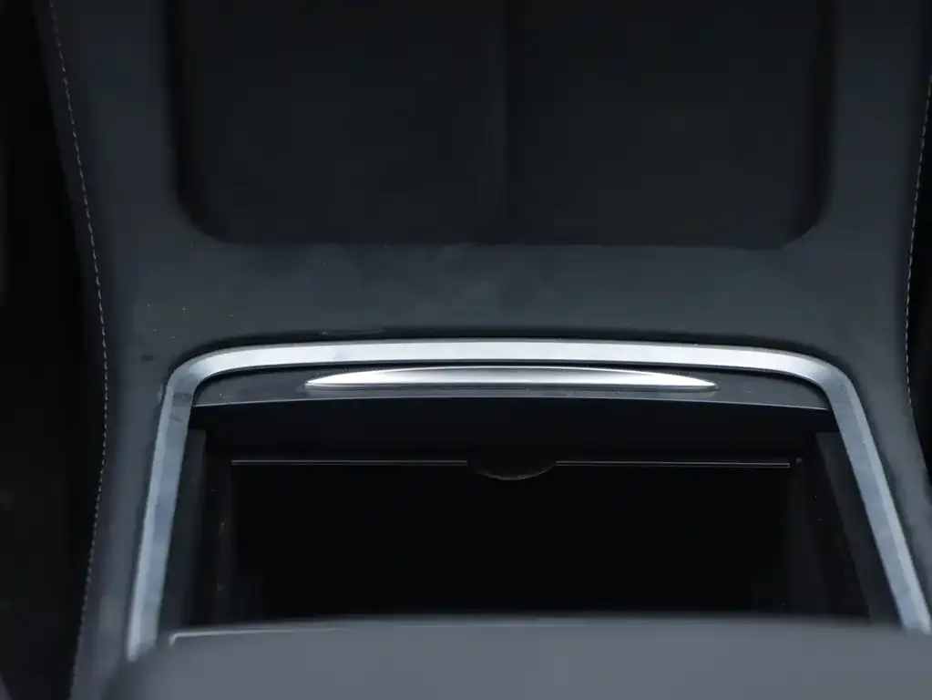 Tesla Model 3 — фото 3