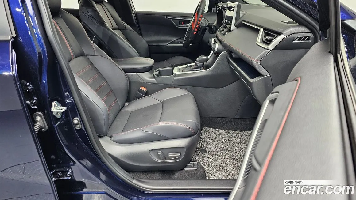 Toyota RAV4 2025 из KR, фото 7