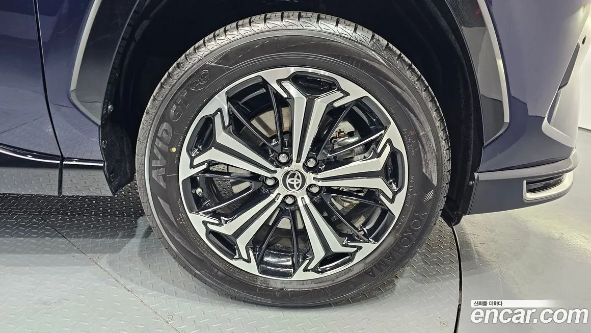 Toyota RAV4 2025 из KR, фото 10