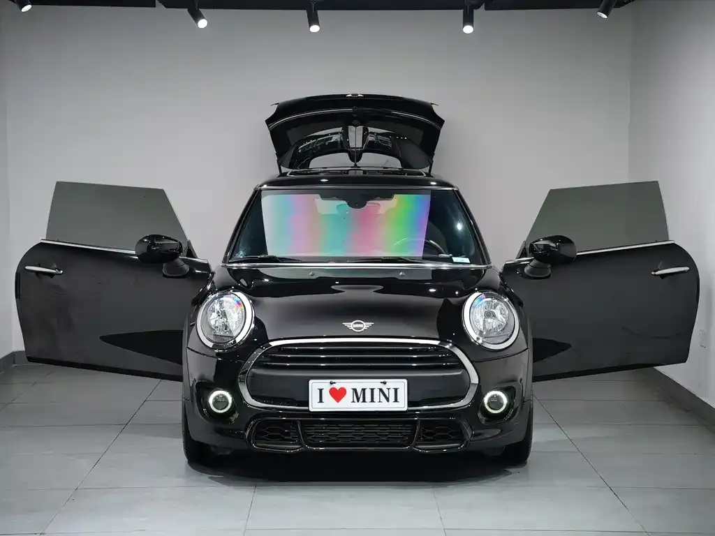 MINI Cooper (3-door) 2021 из CN, фото 2