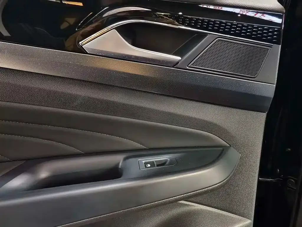 Volkswagen Passat — фото 5