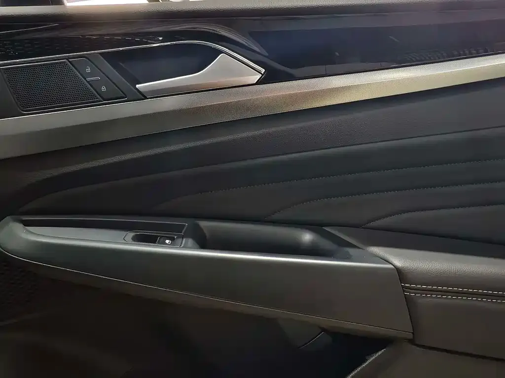 Volkswagen Passat — фото 4