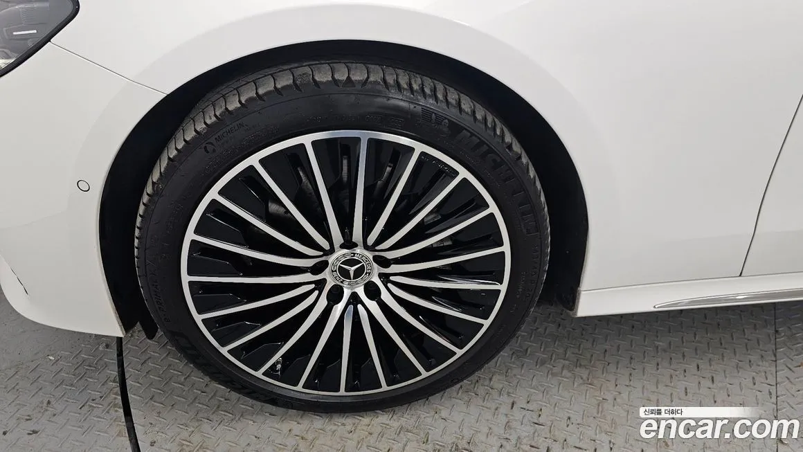 Mercedes-Benz E-Class 2025 из KR, фото 4