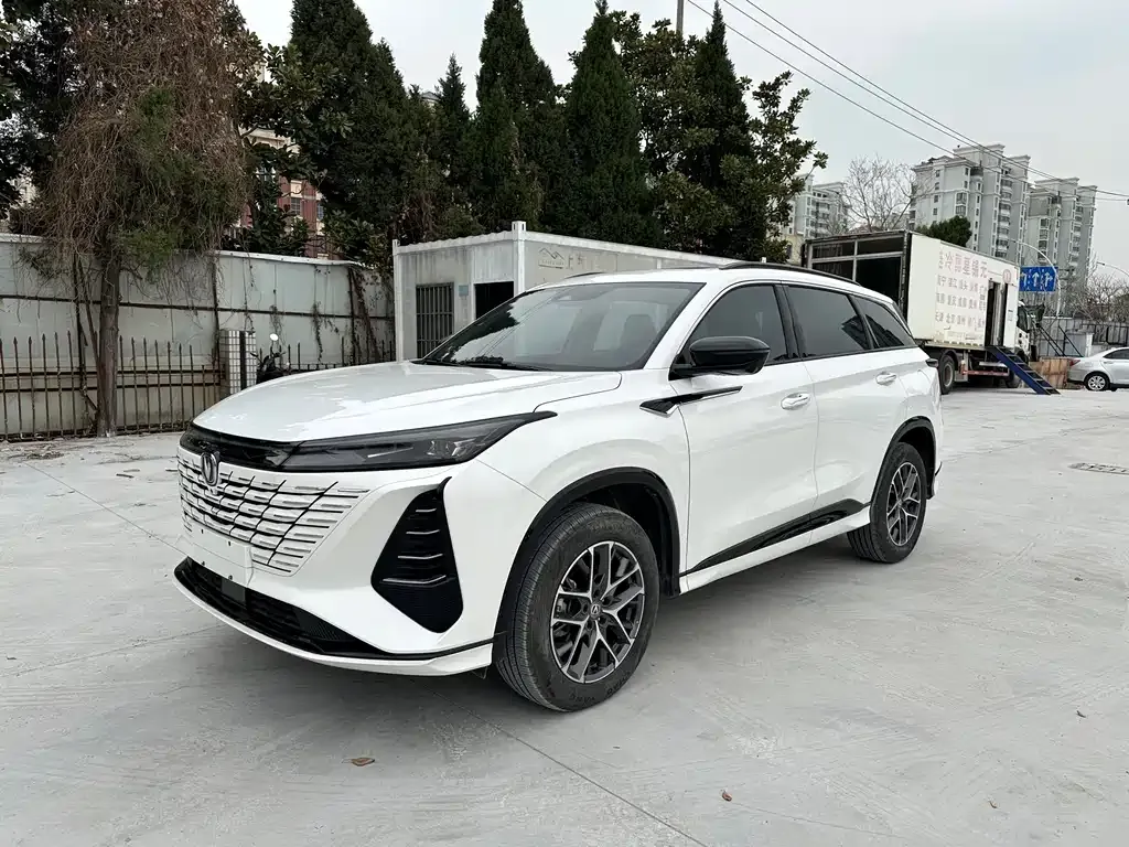 Changan CS75PLUS 2024 из CN, фото 1