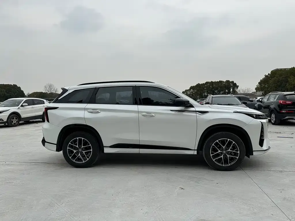 Changan CS75PLUS 2024 из CN, фото 3
