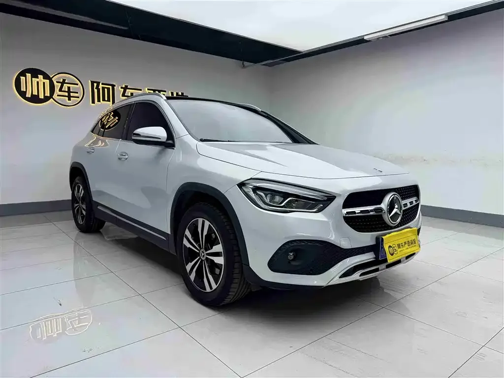 Mercedes-Benz GLA — фото 7