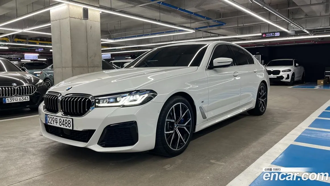 BMW 5-Series — фото 1