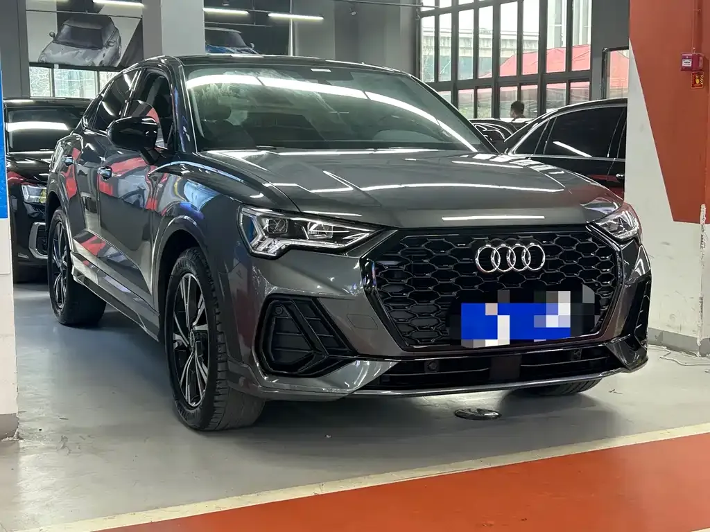 Audi Q3 Sportback 2022 из CN, фото 8