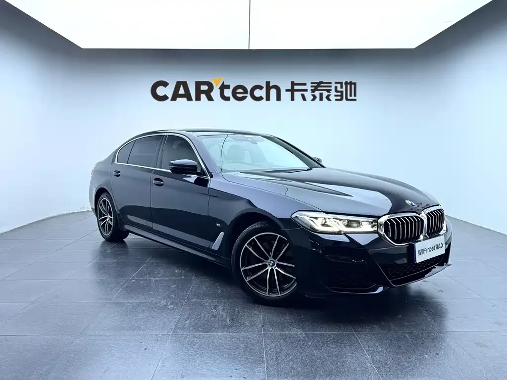 BMW 5 Series — фото 9