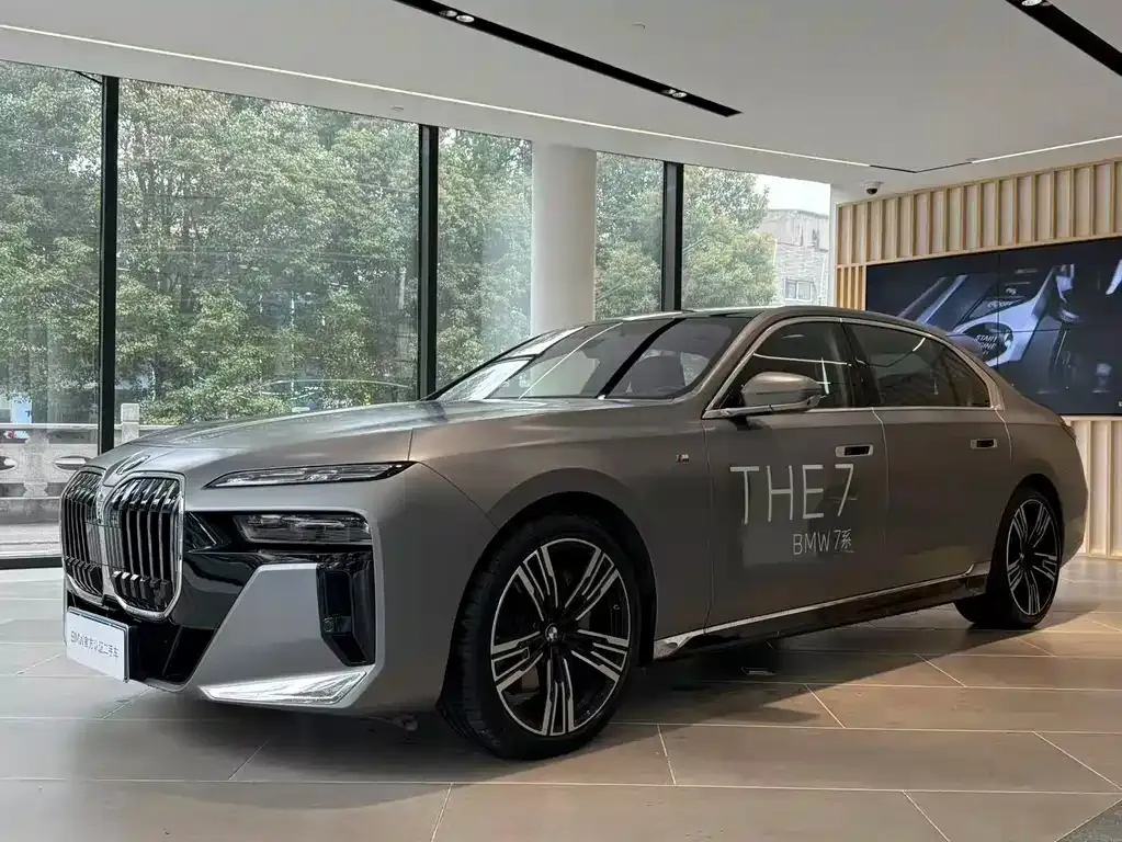 BMW 7 Series 2025 из CN, фото 1