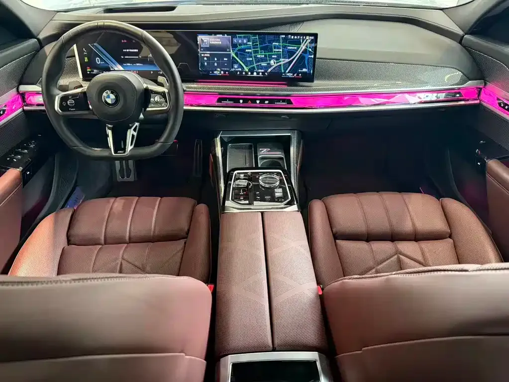 BMW 7 Series 2025 из CN, фото 10