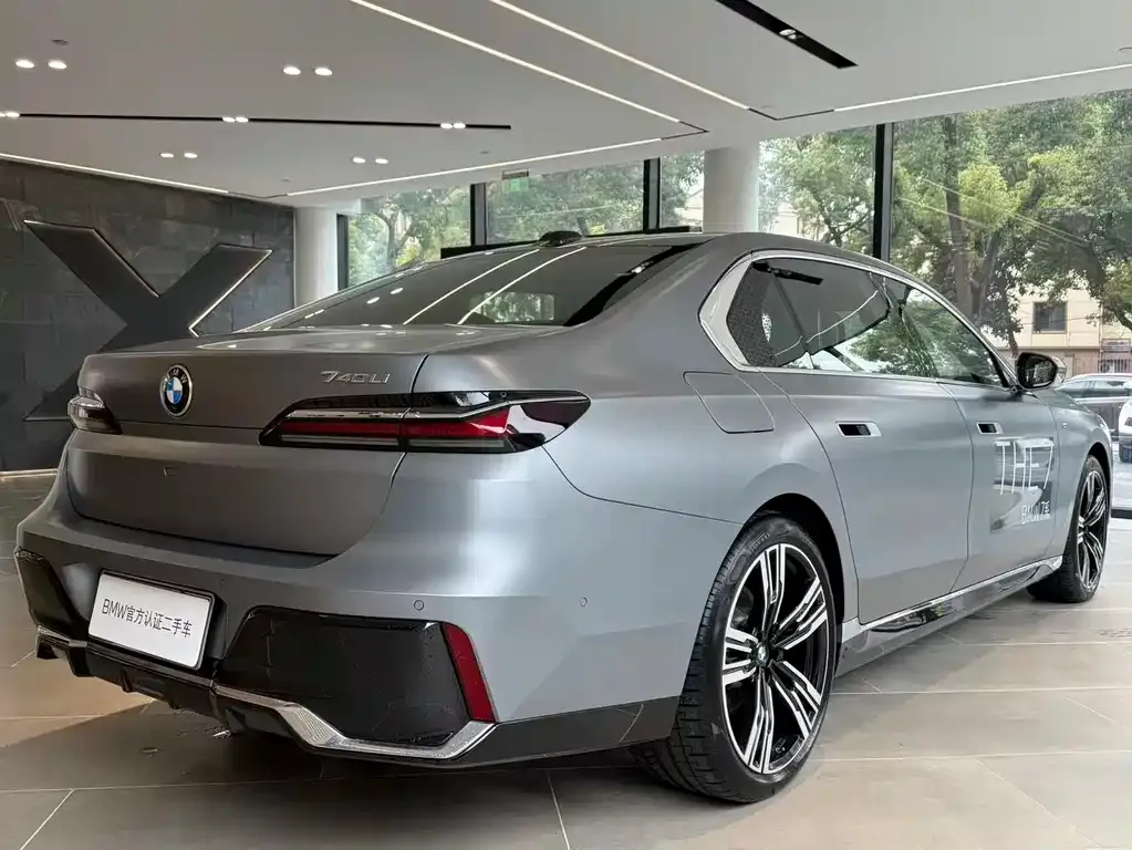 BMW 7 Series 2025 из CN, фото 5