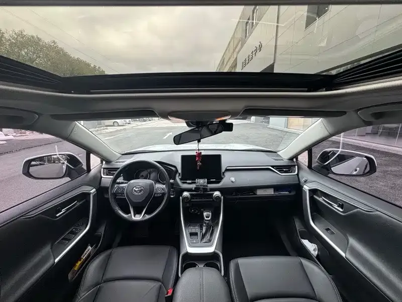Toyota Wildlander 2022 из CN, фото 7