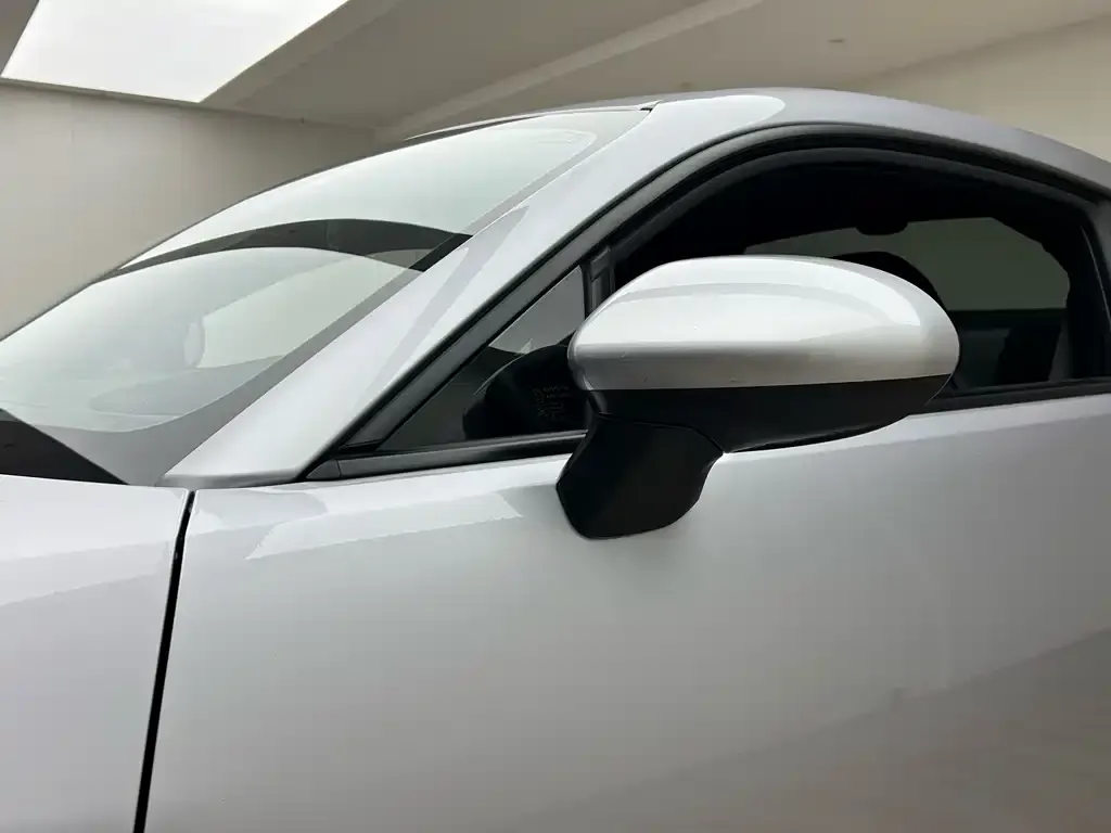 Subaru BRZ 2023 из CN, фото 3